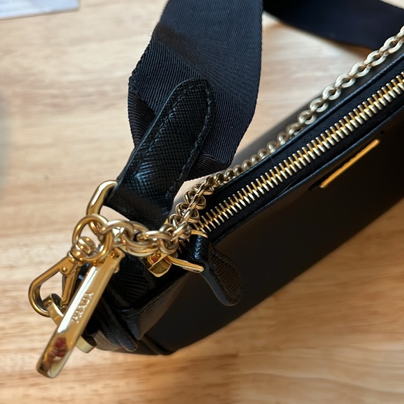 Prada Re-edition 2005 saffiano leather - Picture 4 of 10